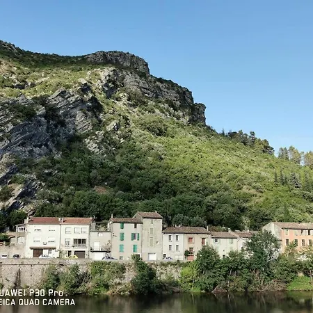 Apartment Entre Riviere Et Montagne *